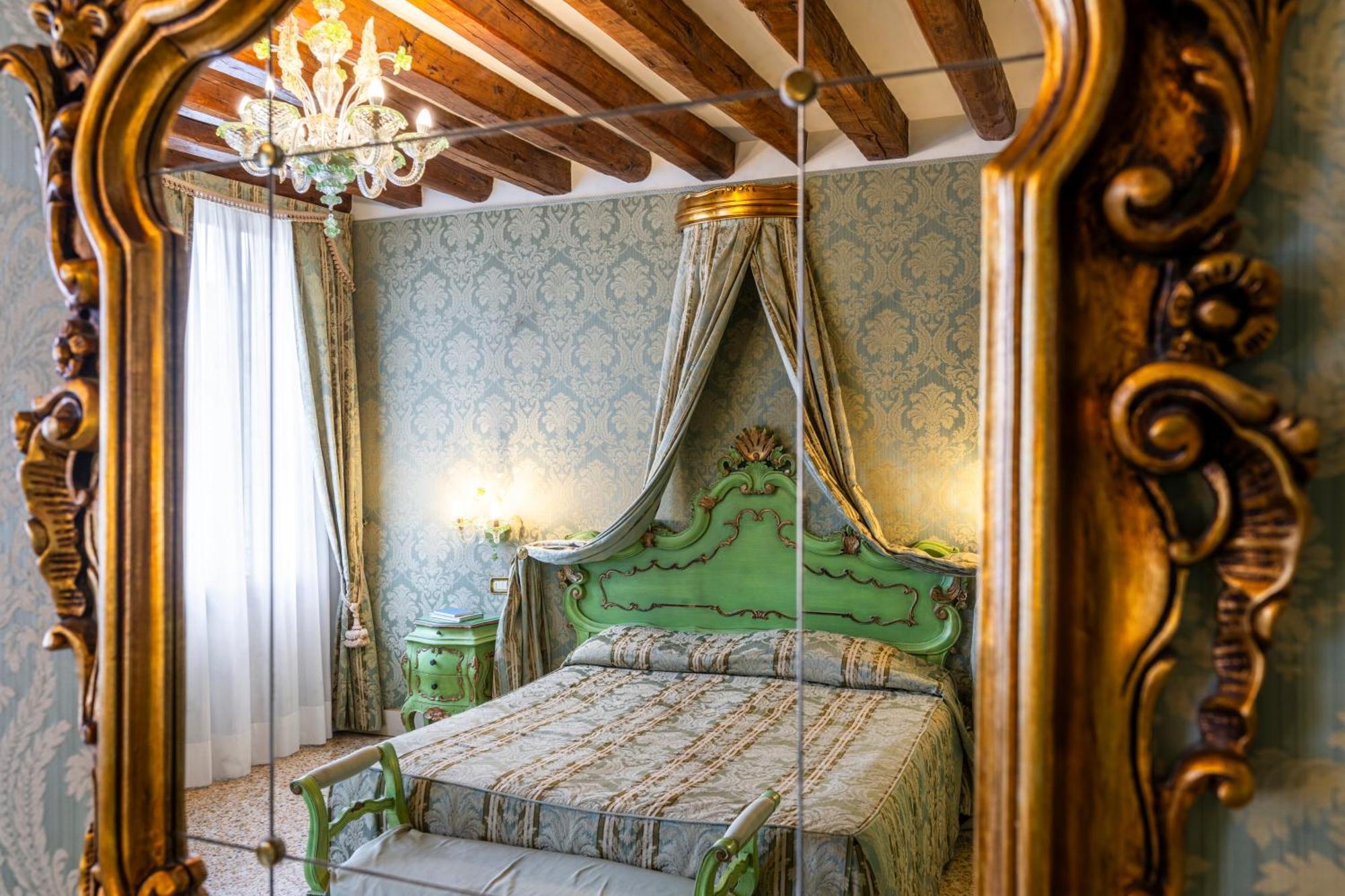 Hotel Ca' Dogaressa Venice Exterior photo