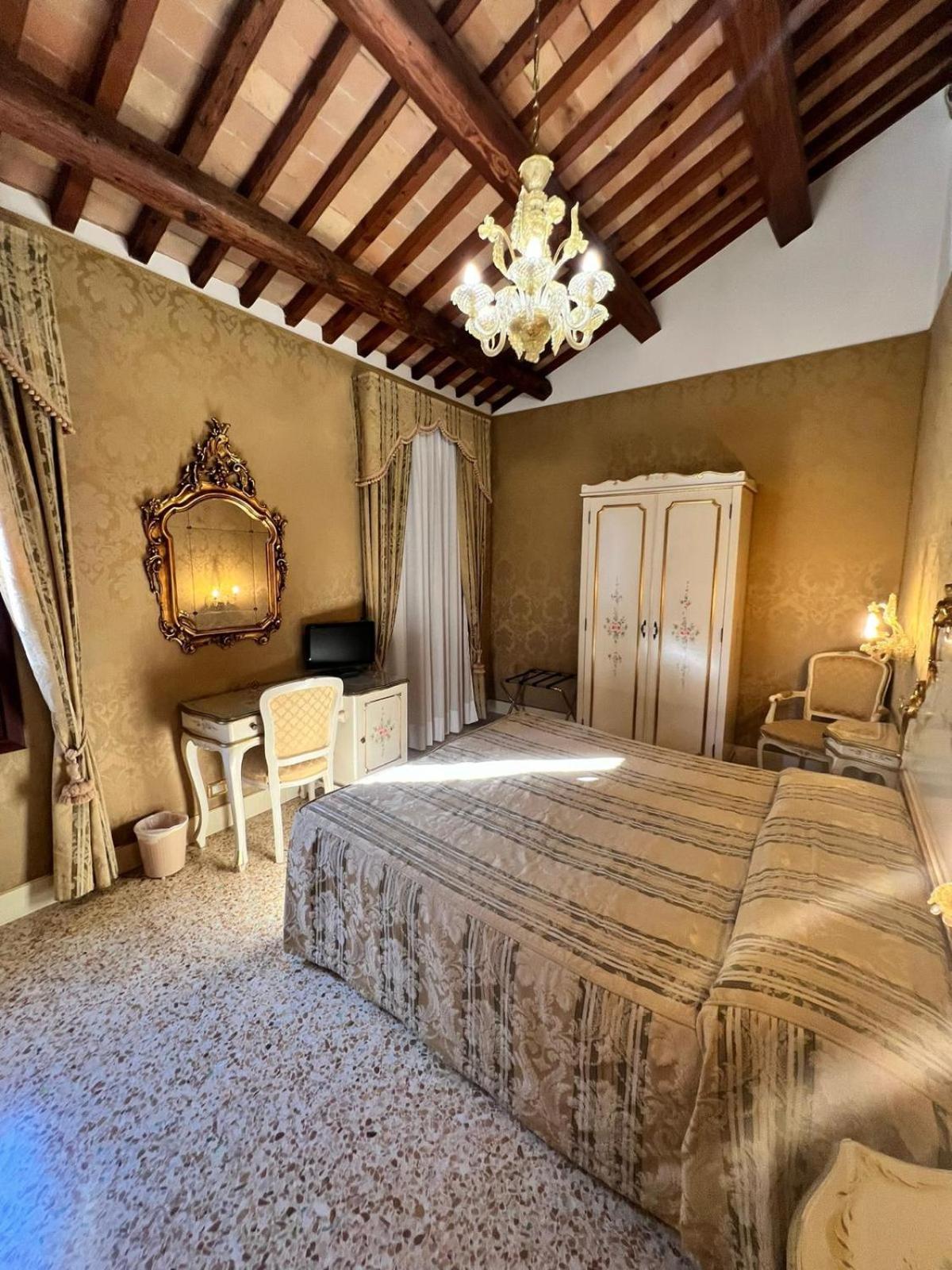 Hotel Ca' Dogaressa Venice Exterior photo